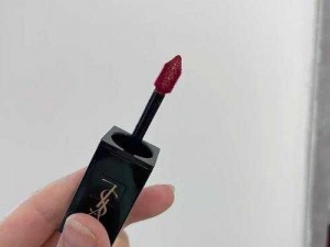 YSL 千色 T9T9T9 女主播颜值高，口红更出色